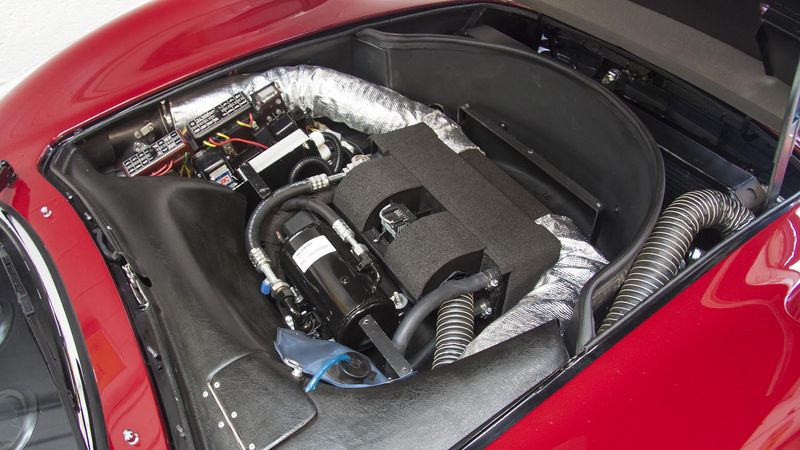 Unique Dino GT air-conditioning installation
